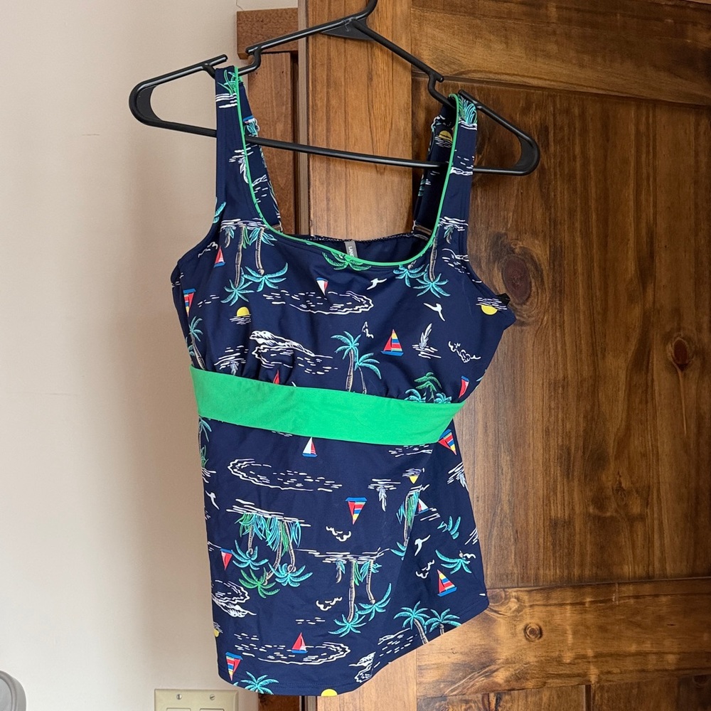 Lands' End Navy Blue Tropical Print Tankini Top with Underwire Sz 12 DD